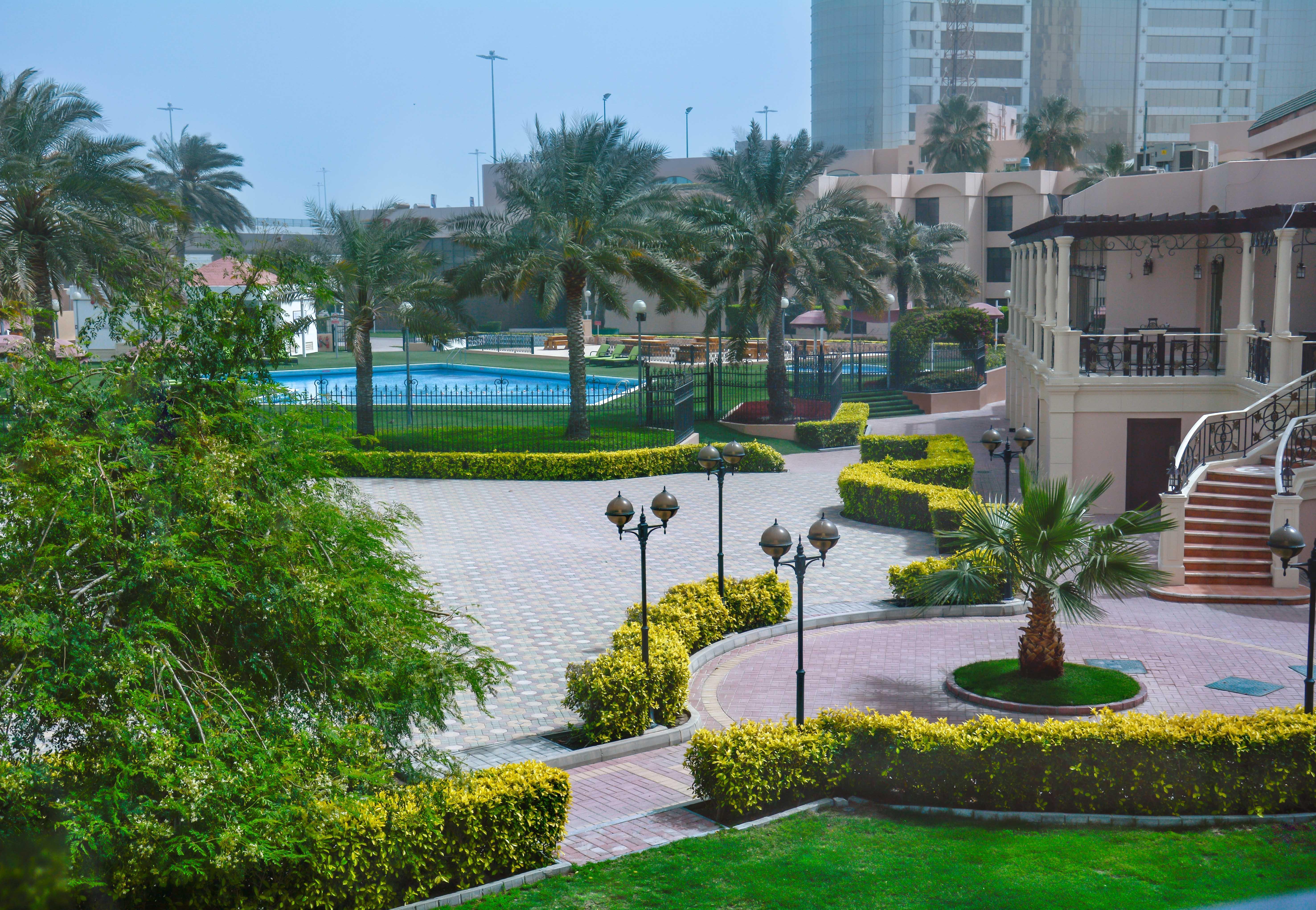 Crowne Plaza Bahrain By Ihg Hotel Manama Exterior photo A view of the community