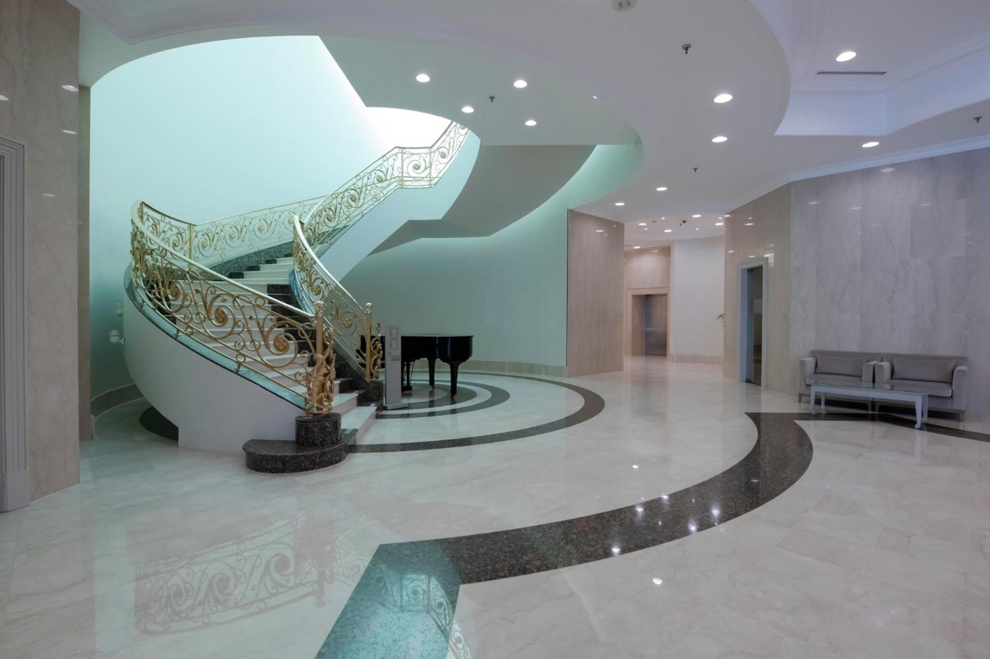 Crowne Plaza Bahrain By Ihg Hotel Manama Exterior photo