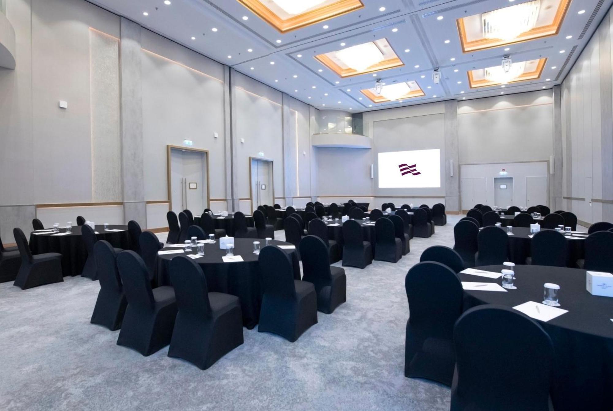 Crowne Plaza Bahrain By Ihg Hotel Manama Exterior photo