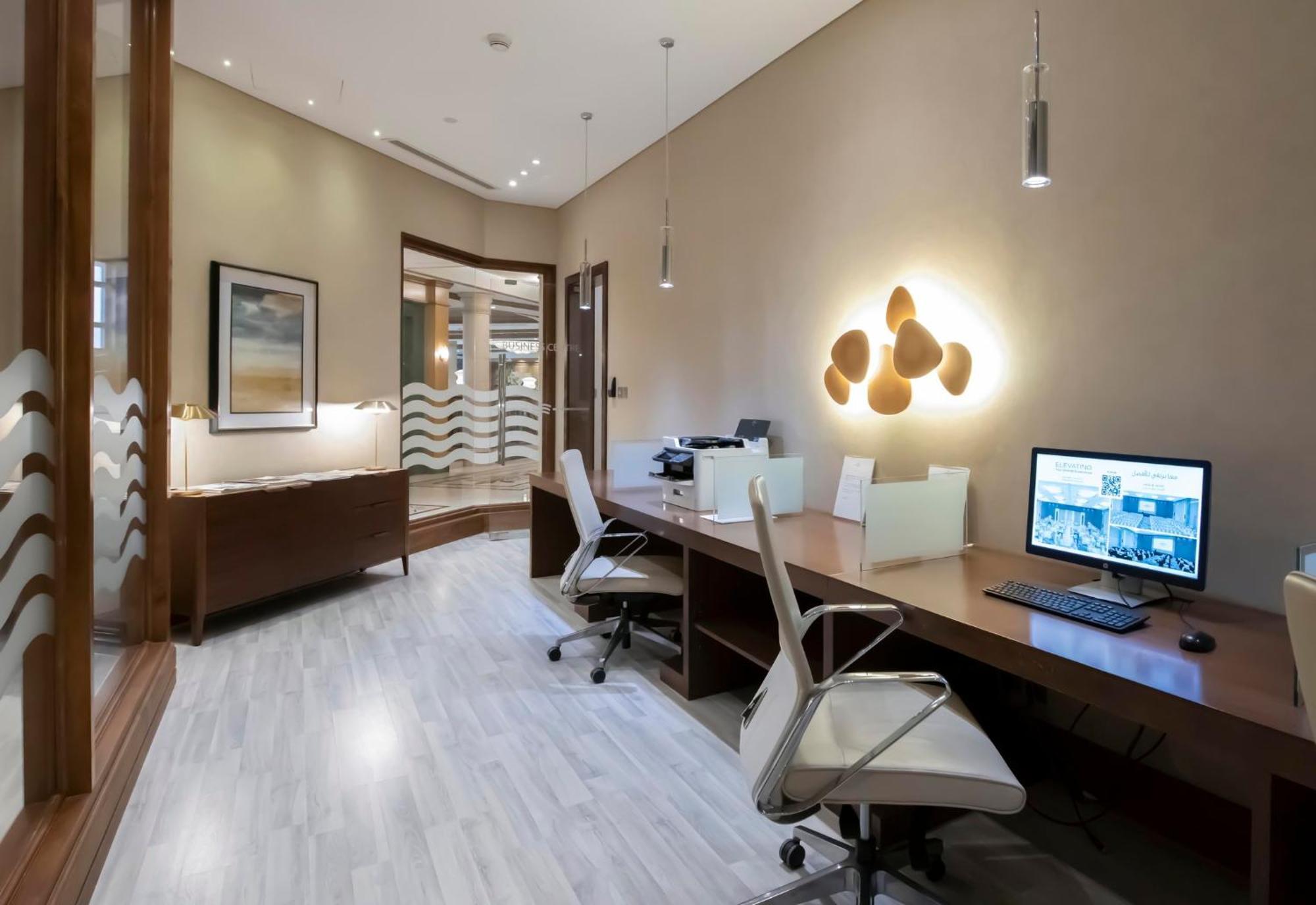 Crowne Plaza Bahrain By Ihg Hotel Manama Exterior photo